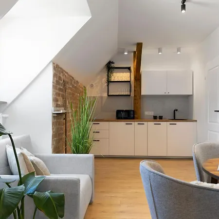 Elite Old Town Dlugi Targ *